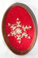 INTRICATE QUILL WORK PLAQUE