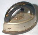 CHILDREN'S TOY IRON