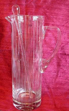 BEAUTIFUL GLASS PITCHER