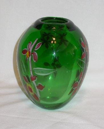 CASED GLASS VASE