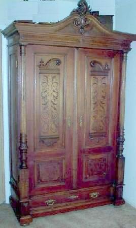 BEAUTIFUL FRENCH STYLE WALNUT ARMOIRE