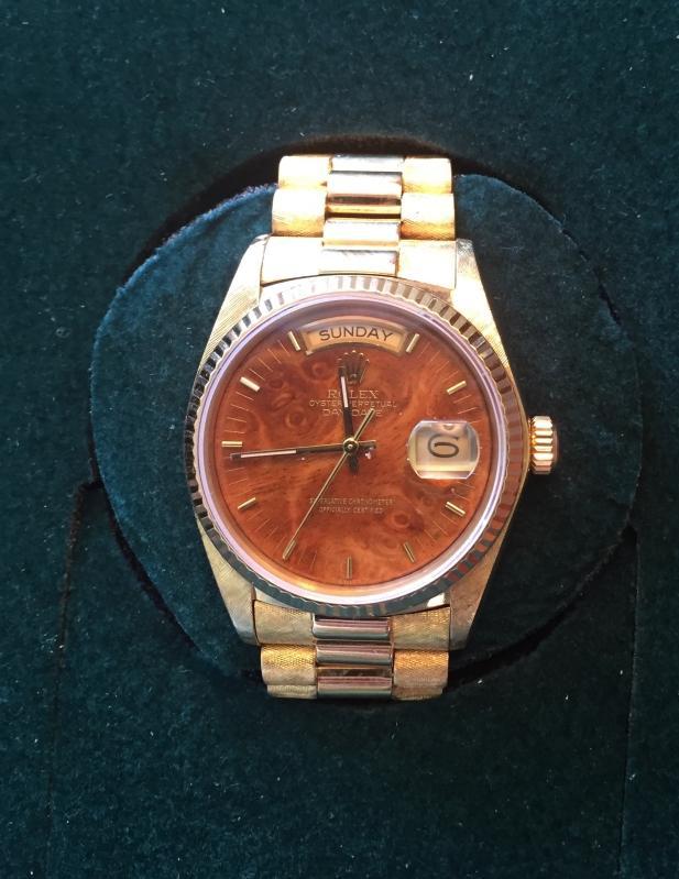 BEAUTIFUL MAN'S 18K GOLD PRESIDENTIAL ROLEX WITH DAY/DATE