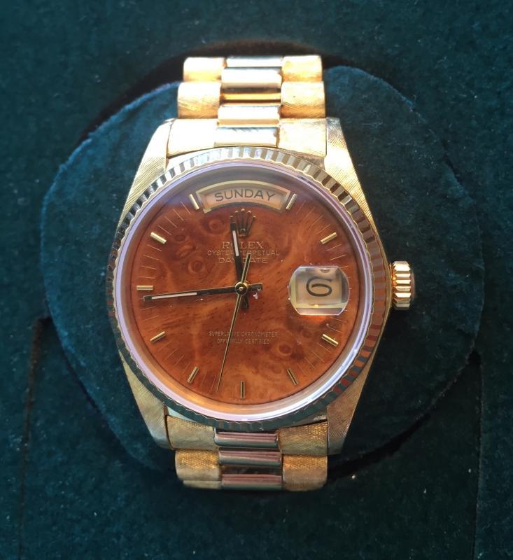 BEAUTIFUL MAN'S 18K GOLD PRESIDENTIAL ROLEX WITH DAY/DATE