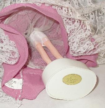 MUSICAL BOUDOIR DOLL