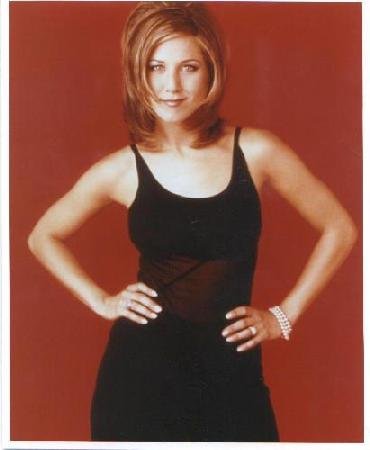 COLOR PHOTO OF FRIENDS - JENNIFER ANISTON