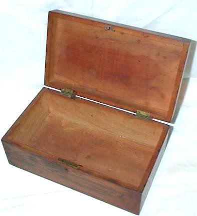 BEAUTIFUL ROSEWOOD BOX WITH INLAY WORK