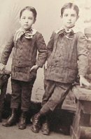 TWINS BOYS? - VICTORIAN CABINET PHOTO