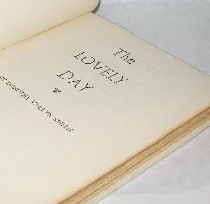VINTAGE ROMANCE NOVEL - THE LOVELY DAY