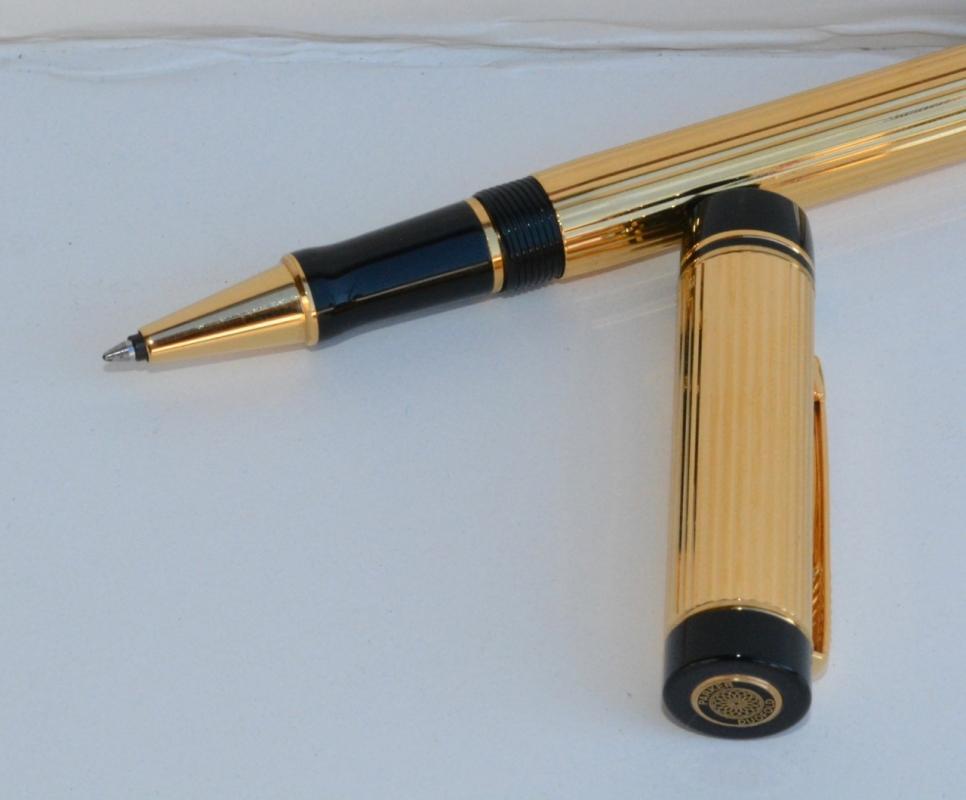 Parker - Duofold International Gold-Plated Rollerball