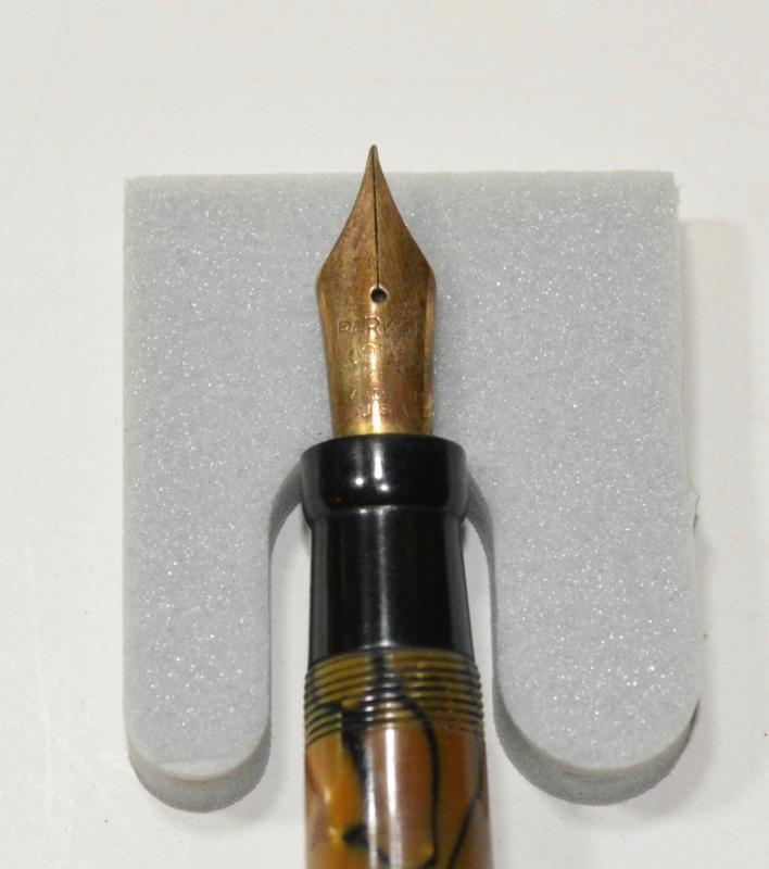 Parker Duofold Lucky Curve Fountain Pen