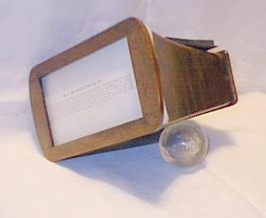 HAND HELD BREWSTER STEREOSCOPE
