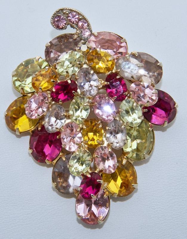 BEAUTIFUL WEISS MULTICOLOR BROOCH