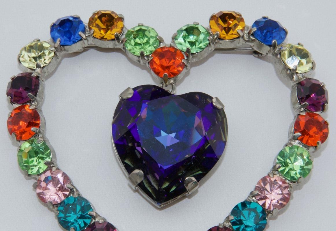 Outstanding Heart Brooch - by Butler & Wilson