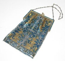 VINTAGE METAL MESH PURSE