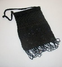 BEAUTFUL ANTIQUE PURSE ADORNED WITH BLUE IRRIDIZED