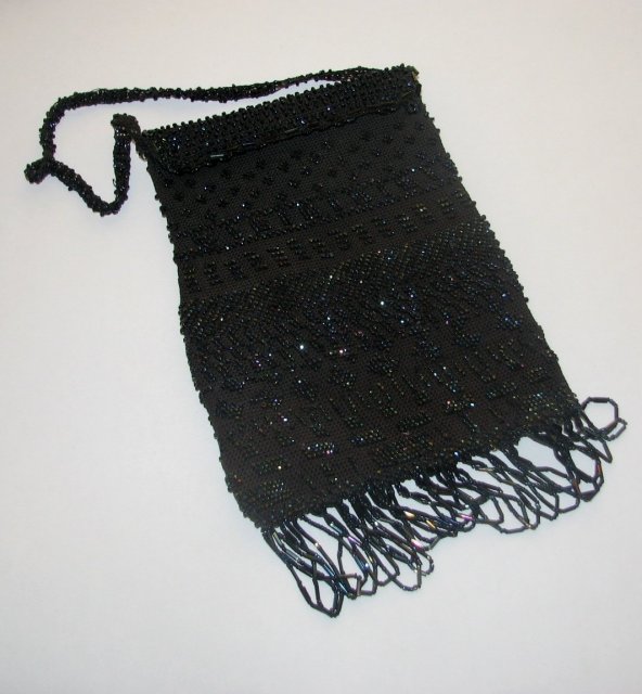 BEAUTFUL ANTIQUE PURSE ADORNED WITH BLUE IRRIDIZED
