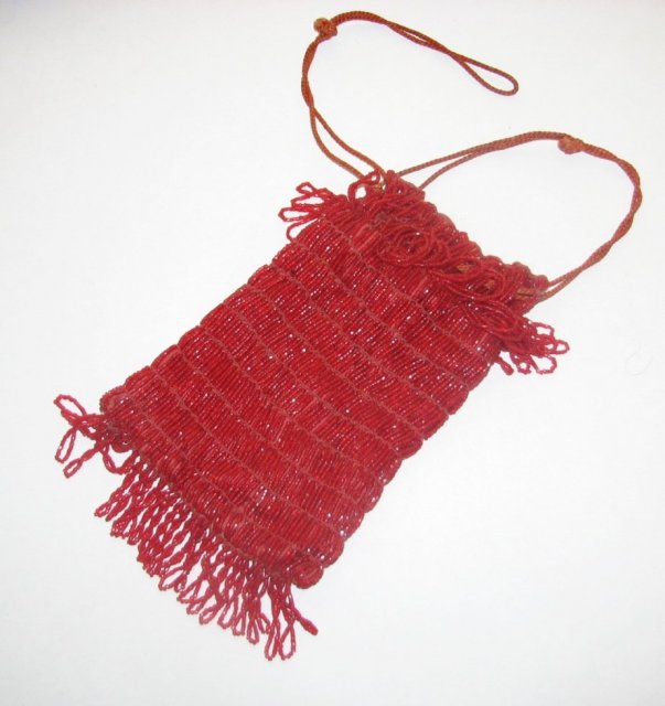BEAUTIFUL RED BEADED PURSE