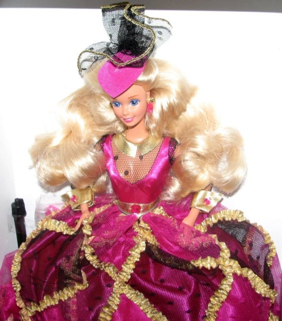 ROYAL INVITATION BARBIE MIB