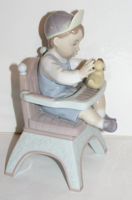 LLADRO FIGURINE #6300 - TODDLER BOY WITH RUBBER DUCKY