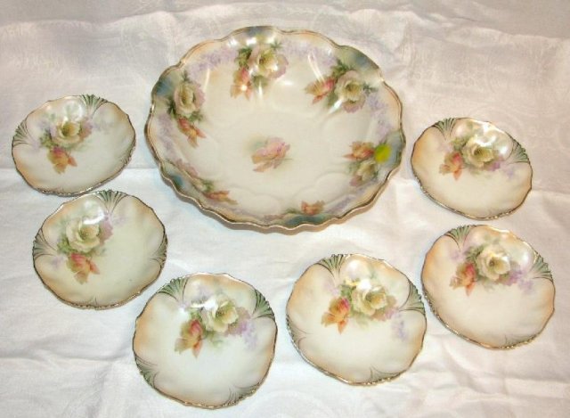 BEAUTIFUL HAND PAINTED BERRY BOWL SET