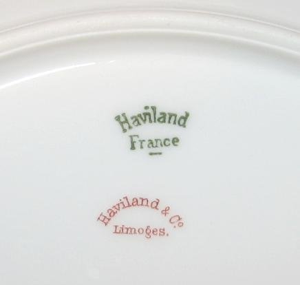 HAVILAND LIMOGES DINNERWARE SET