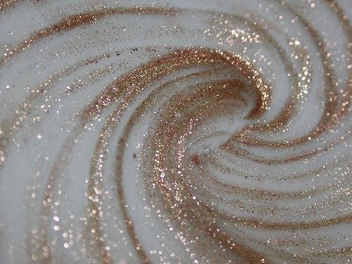 BEAUTIFUL WHITE AND GOLD STRIPE MURANO GLASS