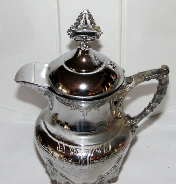ELEGANT SILVERPLATE TEAPOT