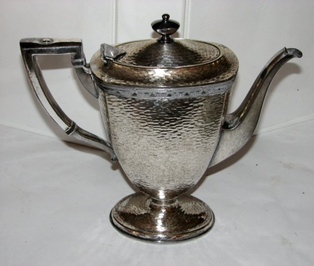 GORGEOUS VINTAGE SILVERPLATE TEAPOT