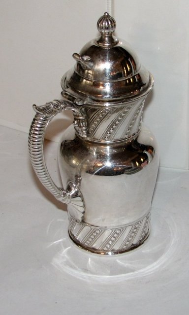 BEAUTIFUL VINTAGE SILVERPLATE CREAMER