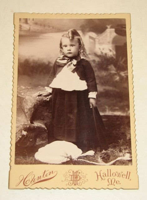 Sweet Portrait of a Young Girl - CABINET CARD