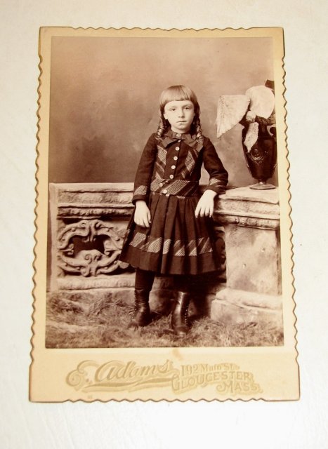Adorable Young Girl With Curls - CABINET CARD