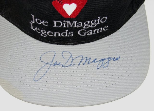 JOE DIMAGGIO SIGNED BASEBALL CAP