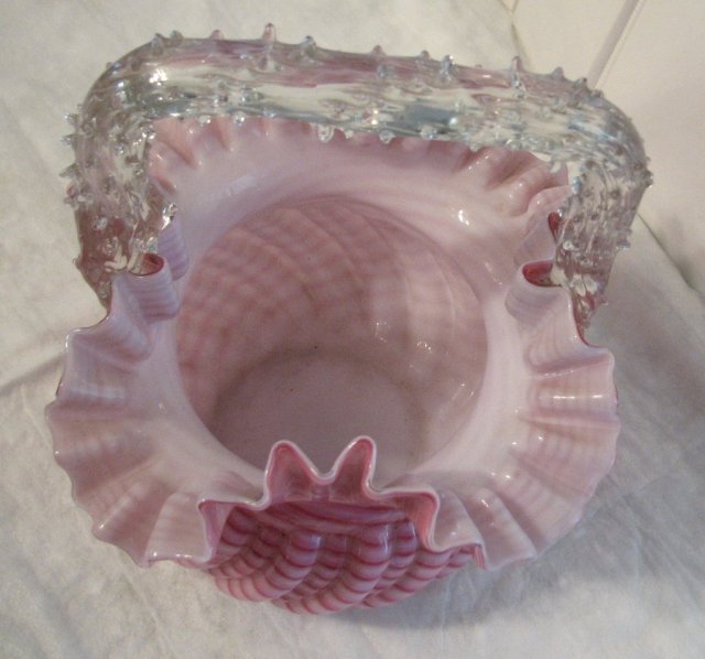 PINK BASKET - VICTORIAN ART GLASS