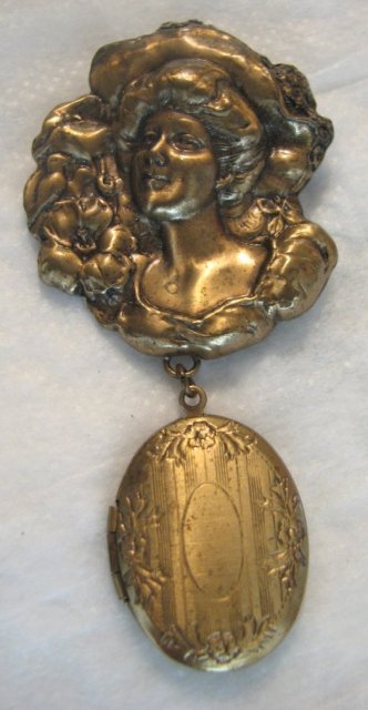 Gibson Girl Hanging Locket Brooch