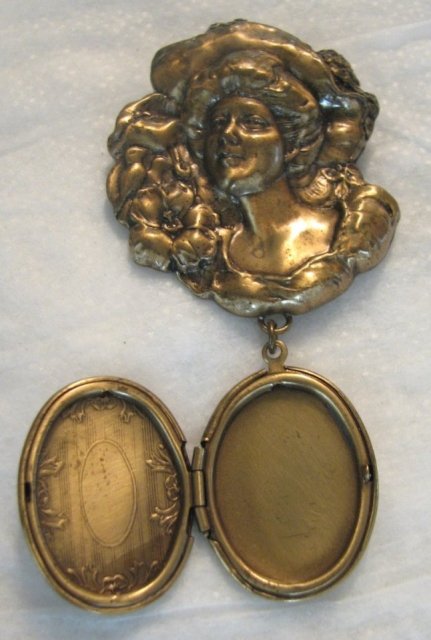 Gibson Girl Hanging Locket Brooch