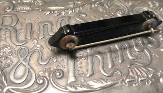 Elegant Victorian Mourning Bar Pin