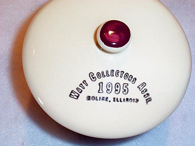 WATT POTTERY APPLE GREASE JAR WATT Collectors Assoc. 1995 Apple Grease Bowl