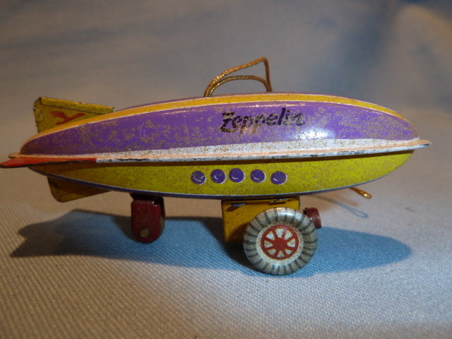 VINTAGE GERMAN ZZ TIN LITHO ZEPPELIN ORNAMENT