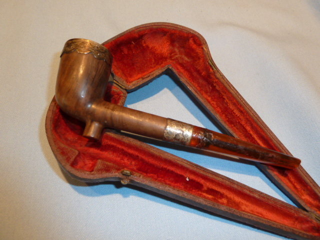 ANTIQUE K.B. SMOKING PIPE WITH STERLING BANDS AMBER MOUTHPIECE IN FITTED CASE