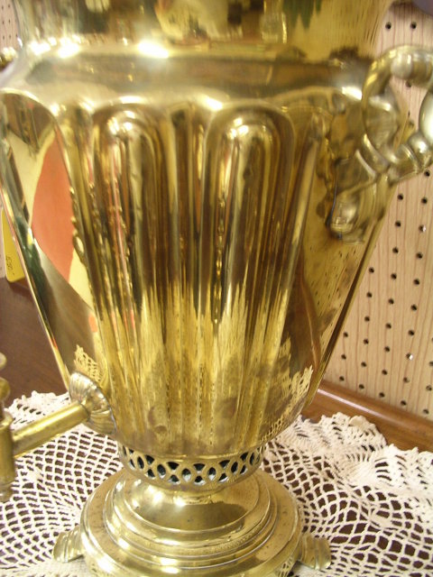 BEAUTIFUL RUSSIAN WINE GLASS SAMOVAR