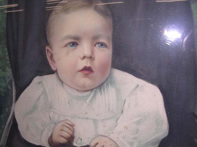 EARLY BABY PORTRAIT FRAMED ORIGINAL GLASS