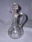 CLEAR GLASS STARBURST CRUET