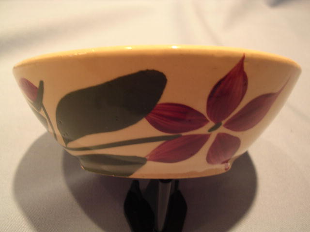 WATT POTTERYFIVE PETAL STARFLOWER #67 BOWL