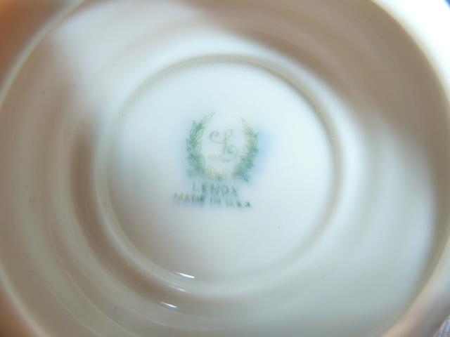 VINTAGE LENOX CHINA GREEN MARK WHITE TOOTHPICK HOLDER