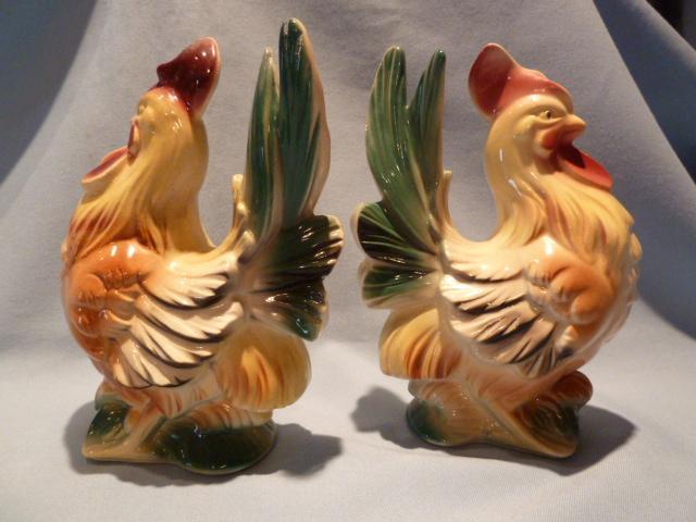 VINTAGE ROYAL COPLEY SET OF HEN AND ROOSTER CHICKENS