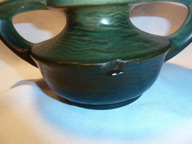 ROSEVILLE FREESIA 124-9 GREEN HANDLED VASE