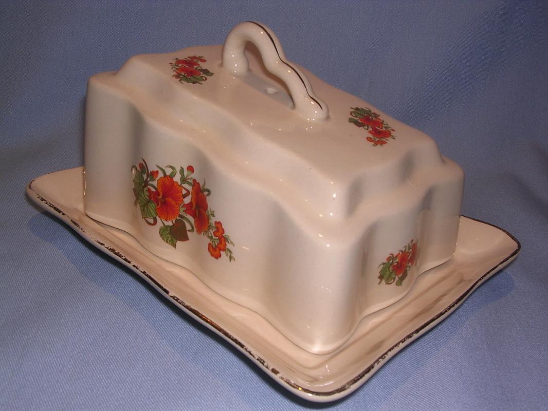 VINTAGE BEIGE PINK FLORAL CHEESE KEEPER ROMANIA