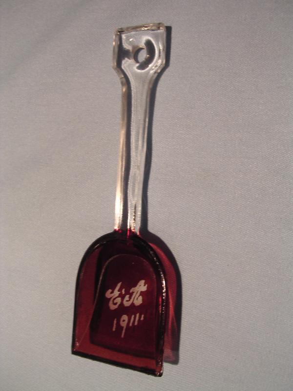 ANTIQUE FLASH GLASS HATCHET PAPER WEIGHT 1911