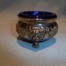 VINTAGE SILVER PLATE FOOTED OPEN SALT WITH COBALT BLUE LINER