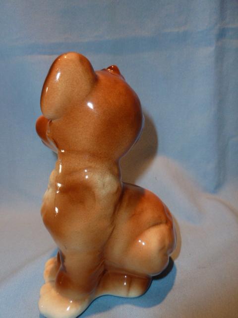 ROYAL COPLEY SITTING PUPPY FIGURINE WITH ORIG LABEL STICKER